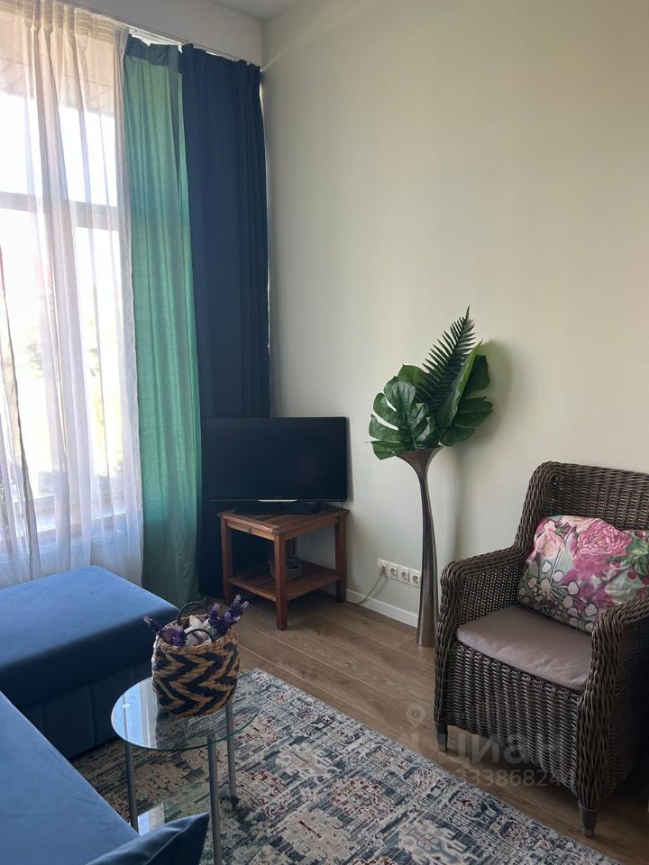 m. Pyatnitskoe shosse: Apartment, 3-rooms