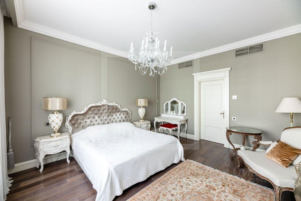 m. Smolenskaya: Apartment, 4-rooms