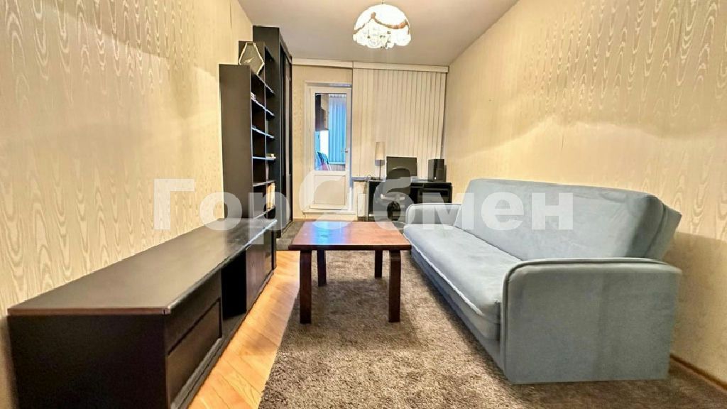 m. Yugo-Zapadnaya: Apartment, 3-rooms