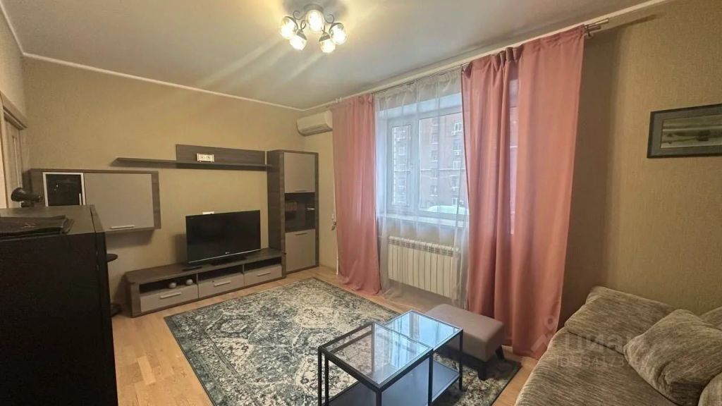 m. Kievskaya: Apartment, 2-rooms