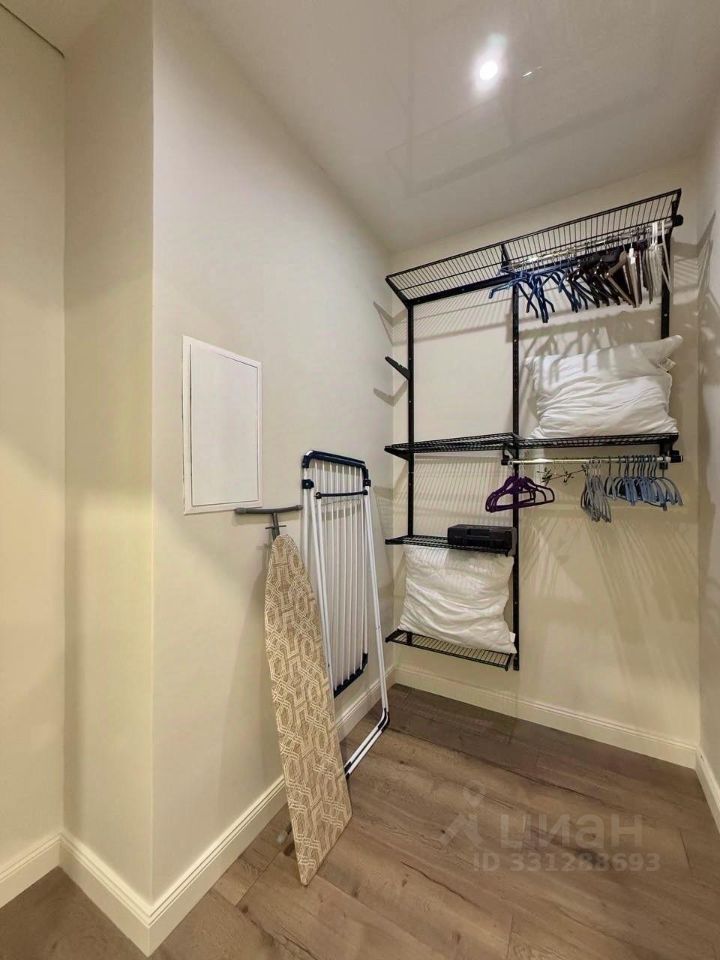 m. Narodnoe Opolchenie: Apartment, studio