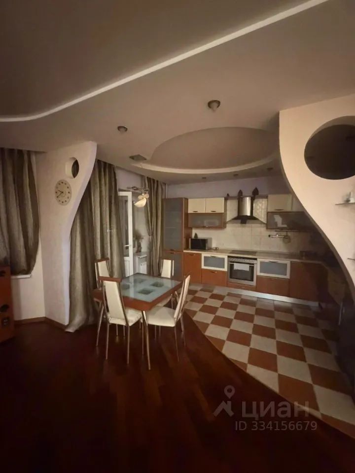 m. Odintsovo: Apartment, 4-rooms