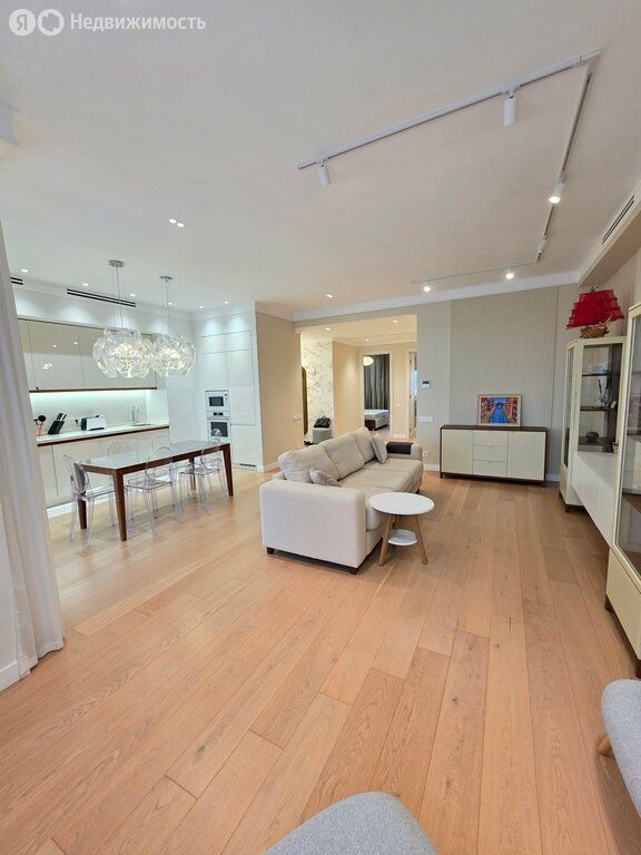 m. Spartak: Apartment, 3-rooms