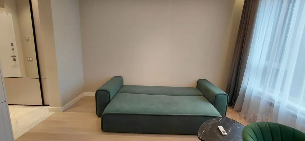 m. Moskva Tovarnaya: Apartment, studio