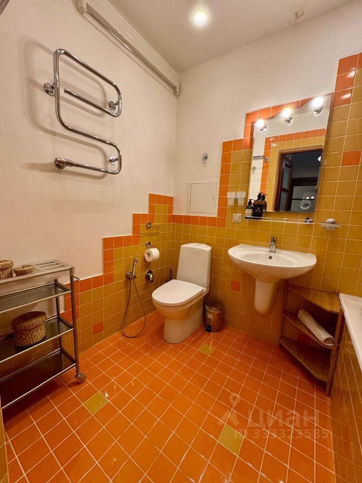 m. Barrikadnaya: Apartment, 2-rooms