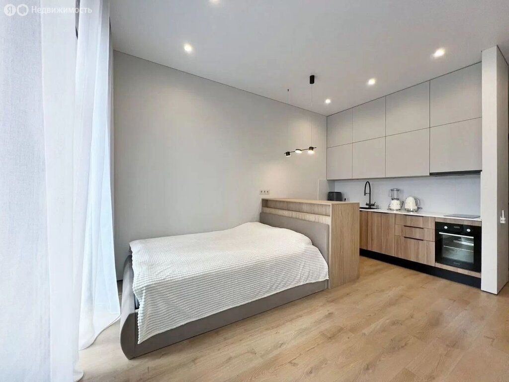 m. Zorge: Apartment, studio
