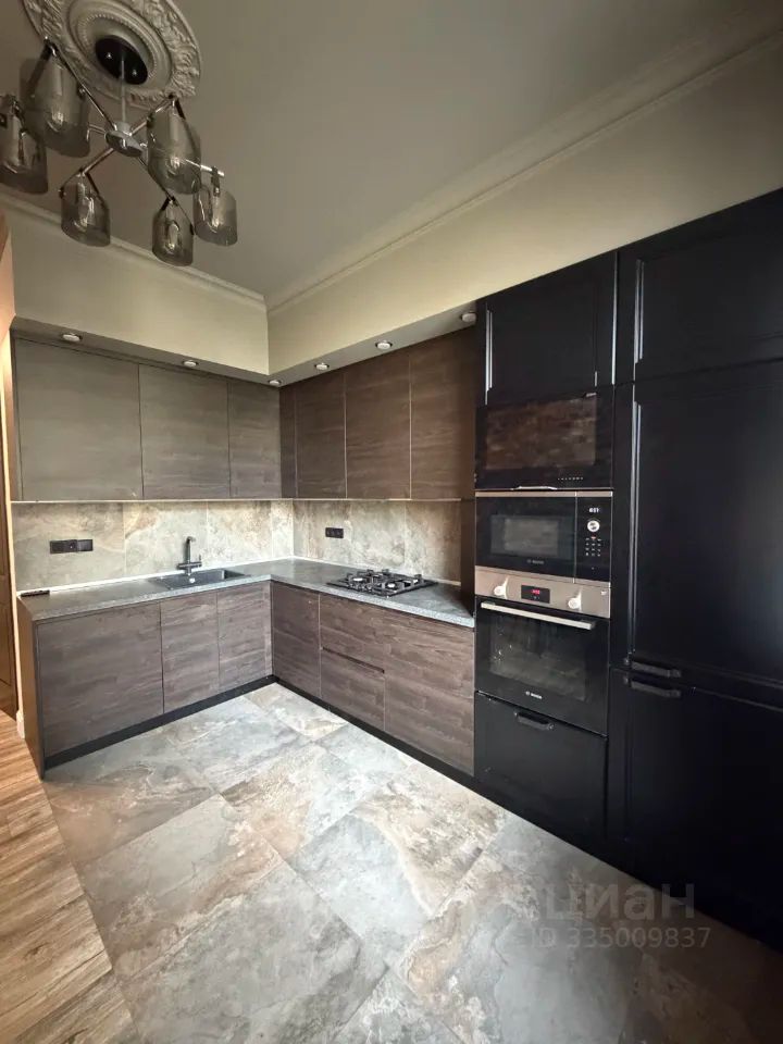m. Ulitsa 1905 goda: Apartment, 3-rooms