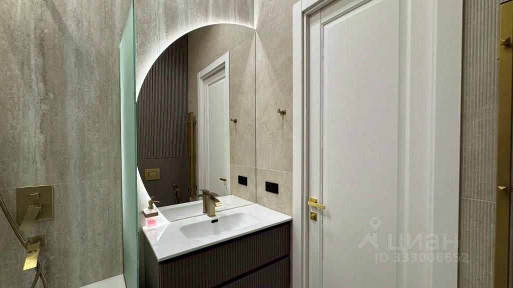 m. Oktyabrskoe pole: Apartment, 2-rooms