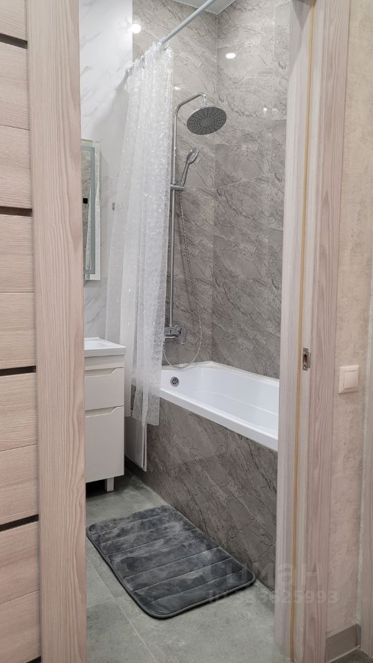 m. ZIL: Apartment, 1-rooms