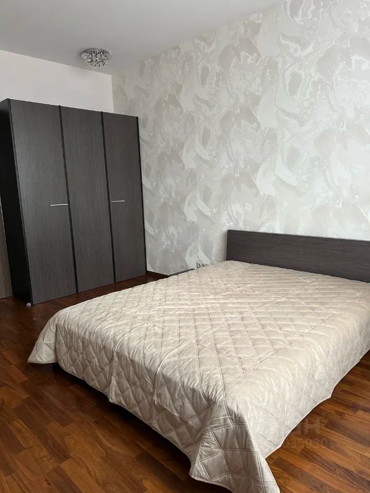 m. Lomonosovsky prospekt: Apartment, 2-rooms