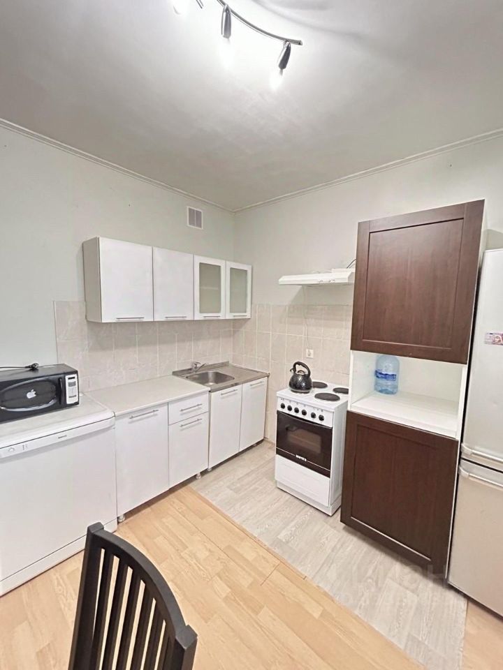 m. Levoberezhnaya: Apartment, 1-rooms