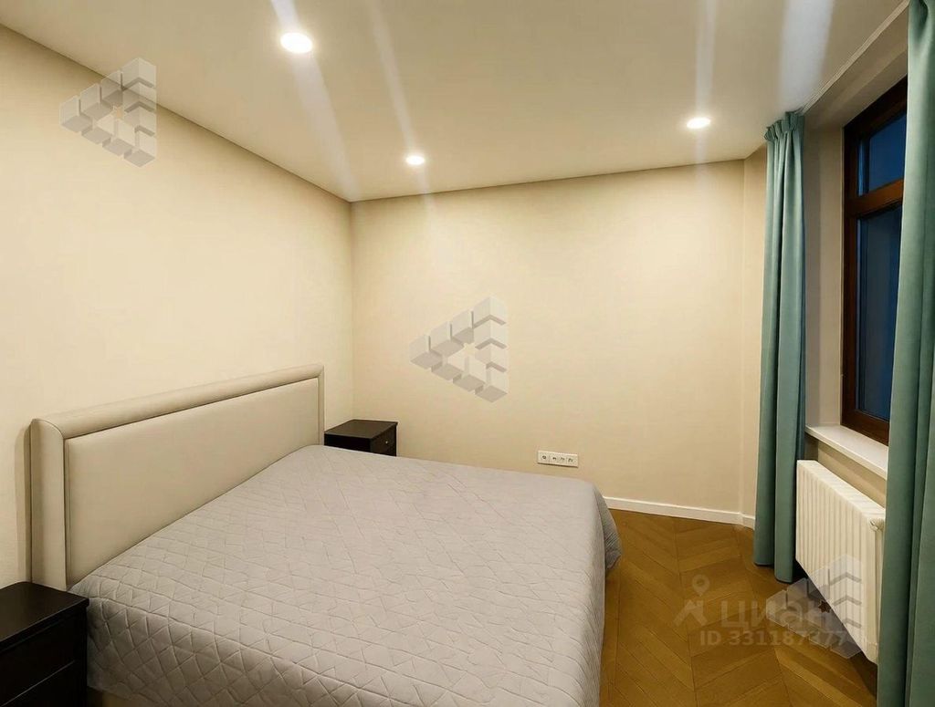 m. Tverskaya: Apartment, 3-rooms