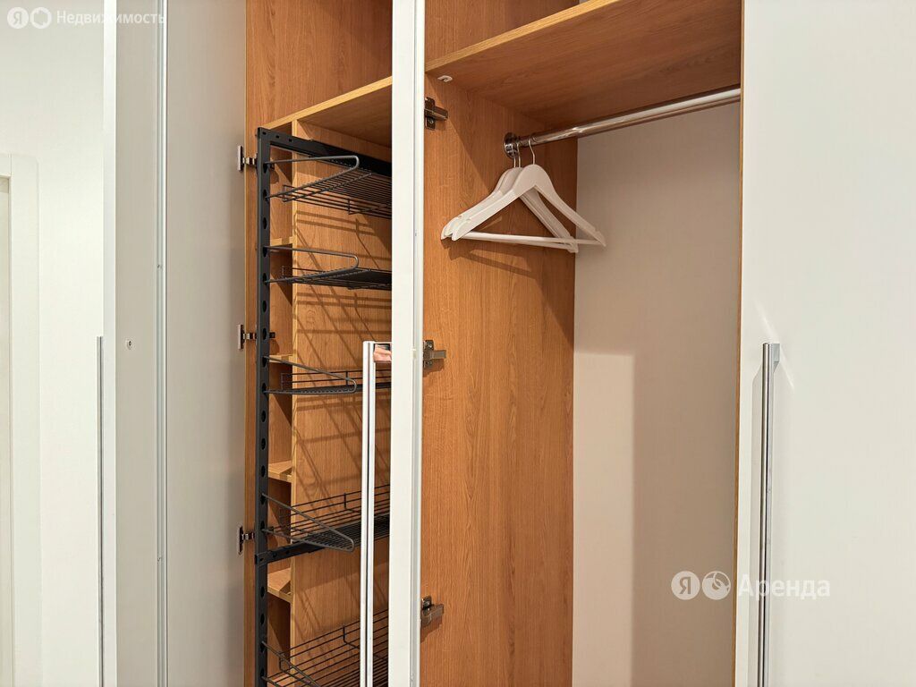 m. Nagornaya: Apartment, 2-rooms