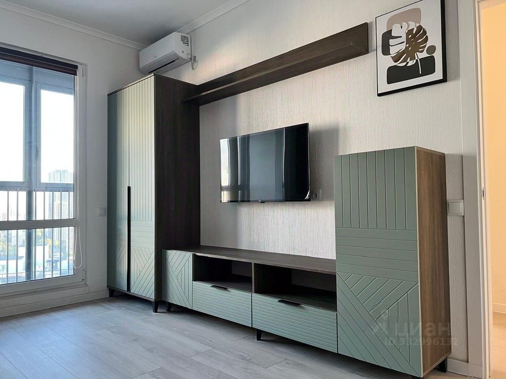 m. Oktyabrskoe pole: Apartment, 1-rooms