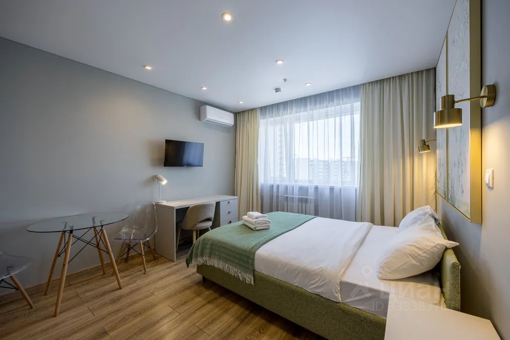 m. Troparevo: Apartment, studio