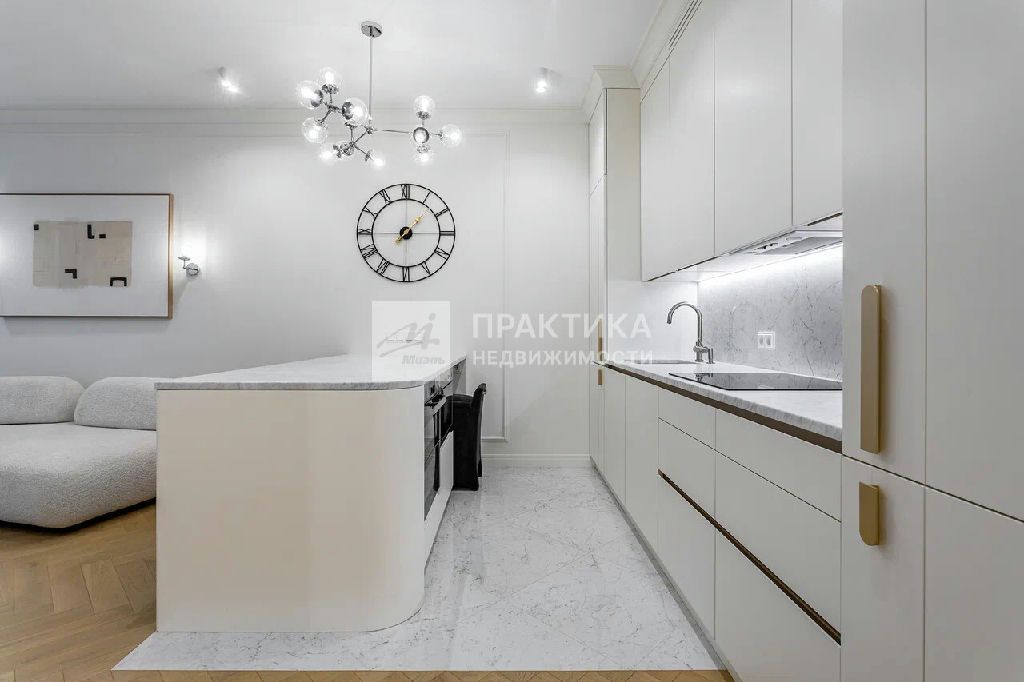 m. Ulitsa 1905 goda: Apartment, 3-rooms