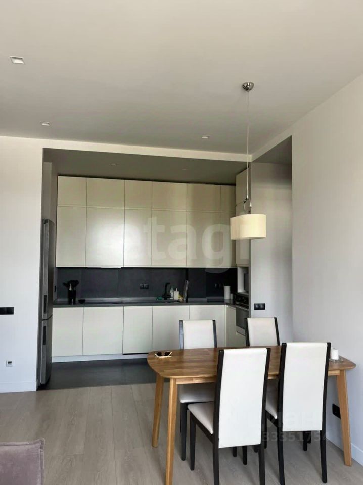 m. Shelepikha: Apartment, 2-rooms