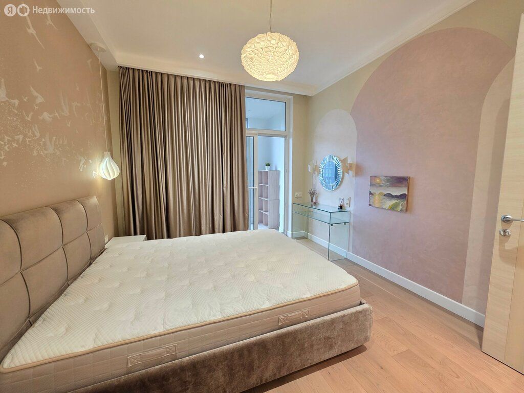 m. Spartak: Apartment, 3-rooms
