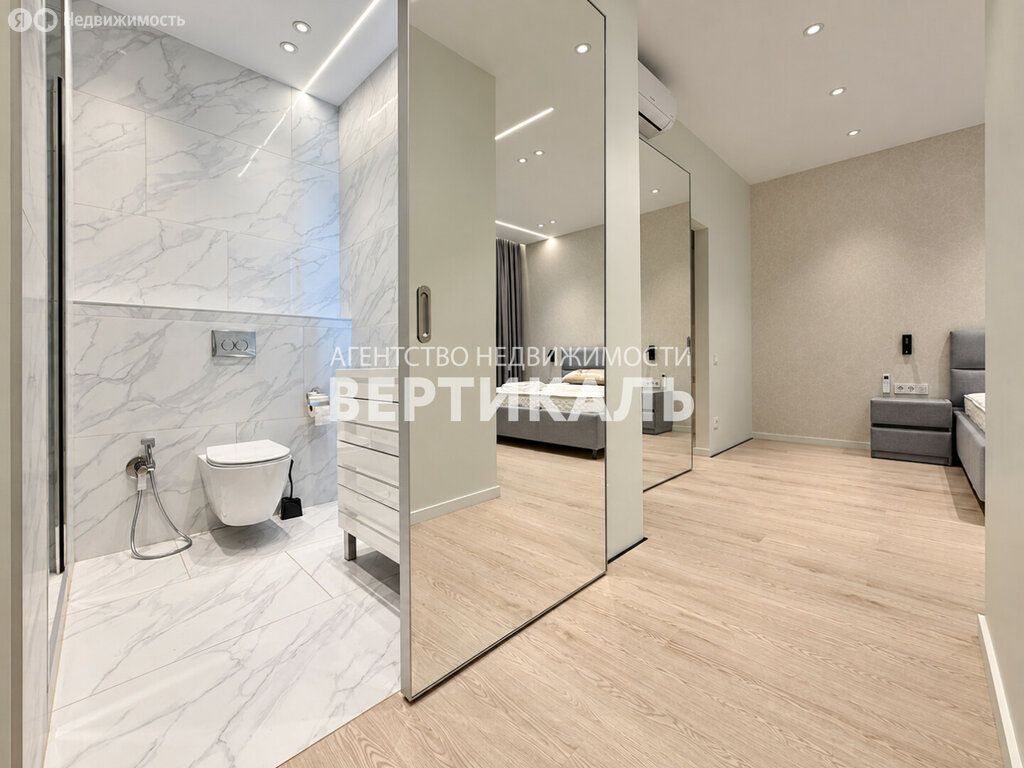 m. Spartak: Apartment, 3-rooms