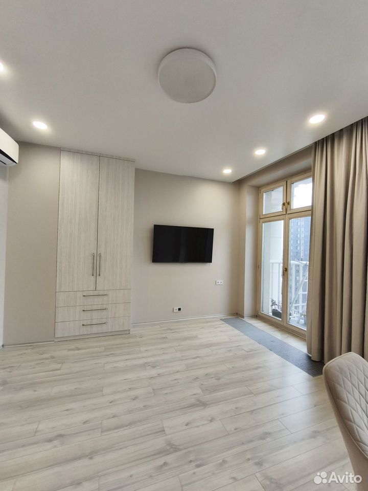 m. Vodny stadion: Apartment, 3-rooms