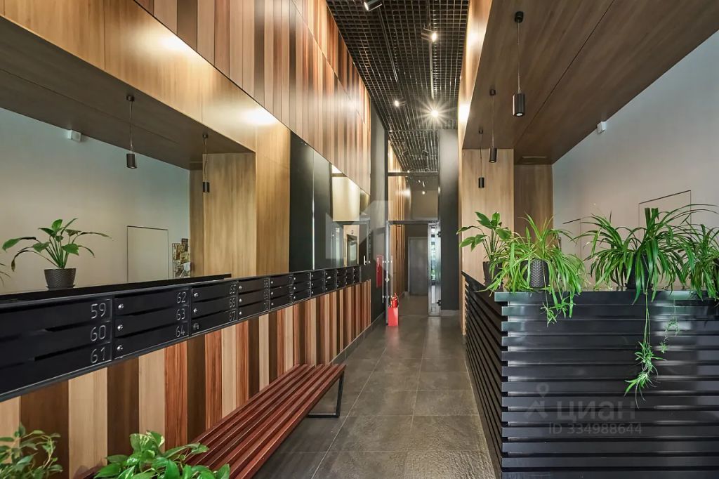 m. ZIL: Apartment, 2-rooms