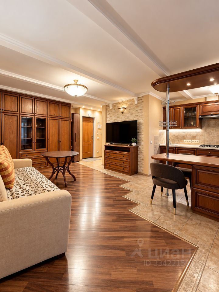 m. Barrikadnaya: Apartment, studio