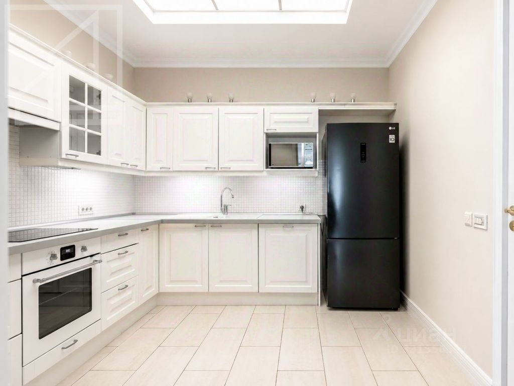 m. Arbatskaya: Apartment, 5-rooms