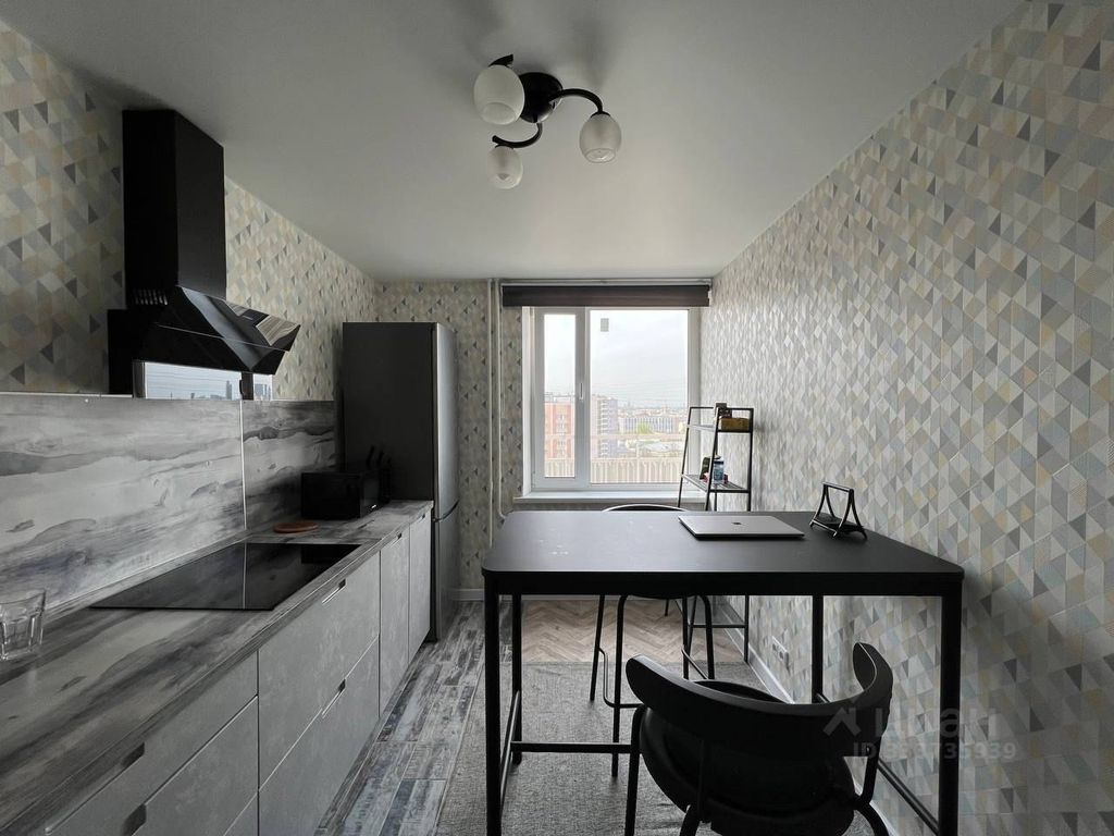 m. Ploschad trekh vokzalov: Apartment, 1-rooms