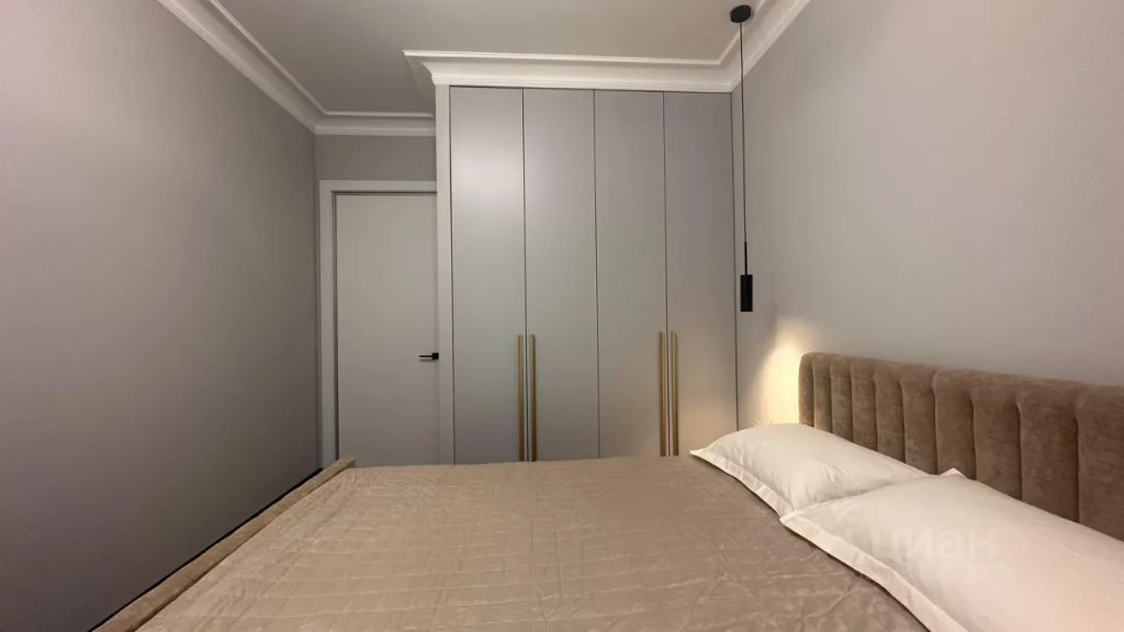 m. Narodnoe Opolchenie: Apartment, 2-rooms