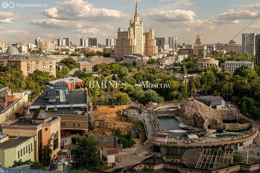 m. Krasnopresnenskaya: Apartment, 2-rooms