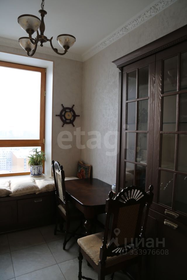m. Narodnoe Opolchenie: Apartment, 2-rooms