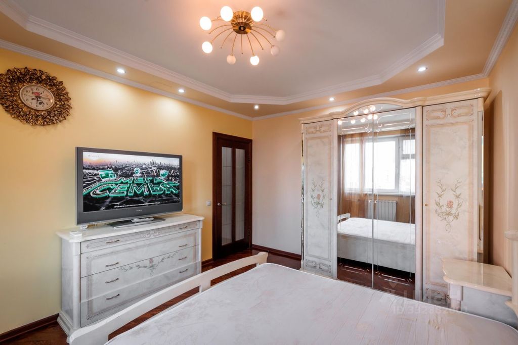 m. Khimki: Apartment, 2-rooms
