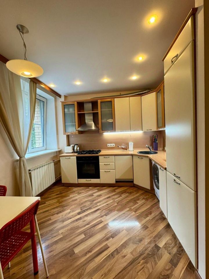 m. Barrikadnaya: Apartment, 2-rooms