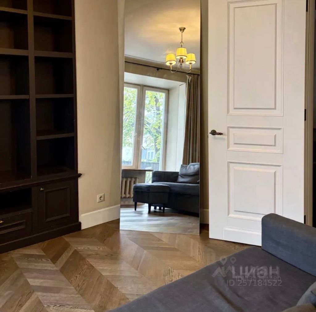 m. Tverskaya: Apartment, 2-rooms