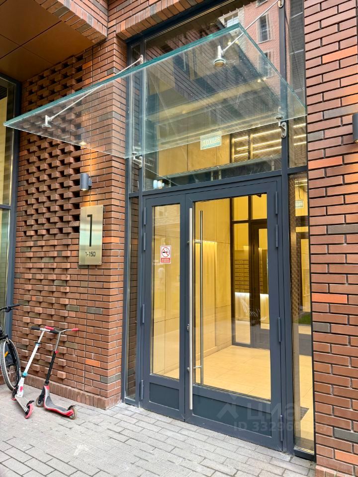 m. ZIL: Apartment, 1-rooms