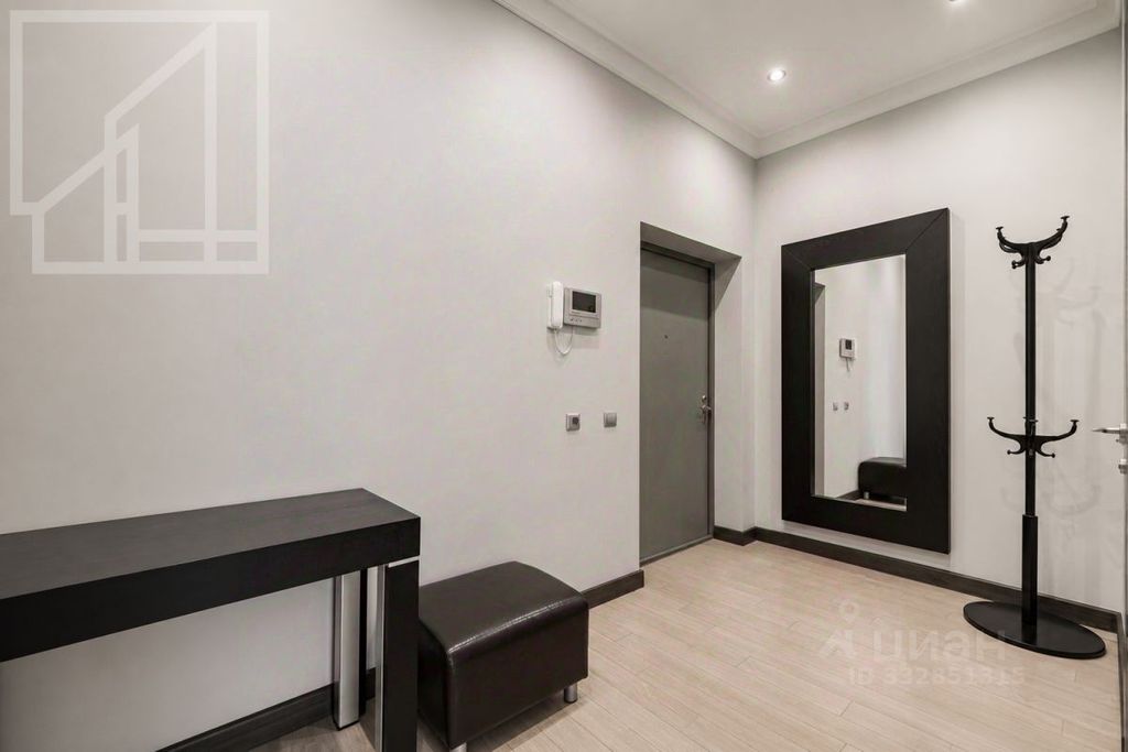 m. Krasnye vorota: Apartment, 3-rooms