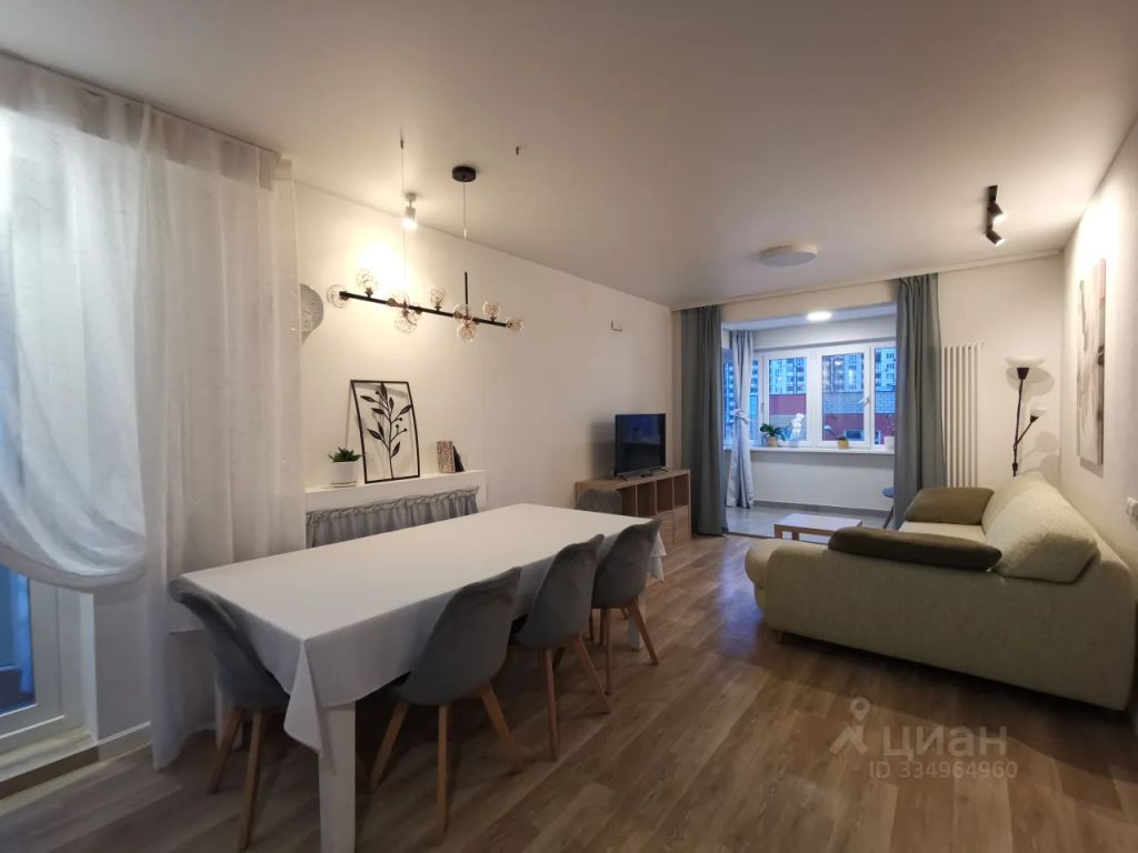 m. Myakinino: Apartment, 2-rooms