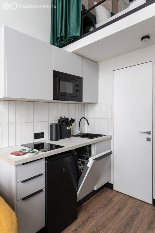 m. Fili: Apartment, studio