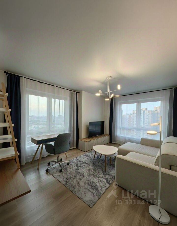 m. Aminyevskaya: Apartment, 2-rooms