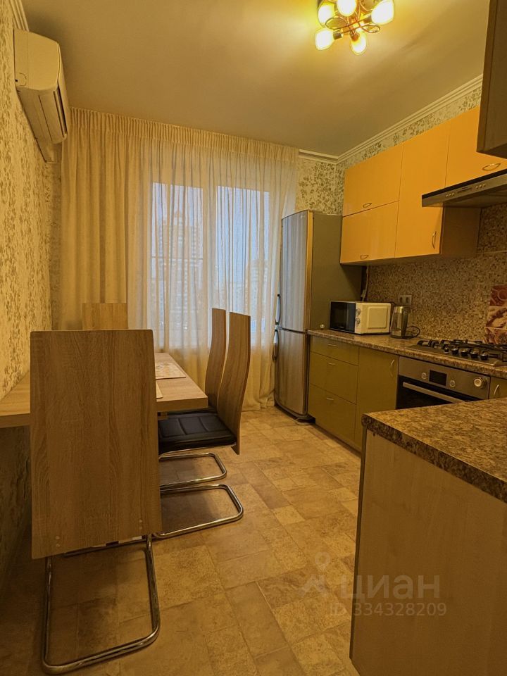 m. Ulitsa 1905 goda: Apartment, 2-rooms