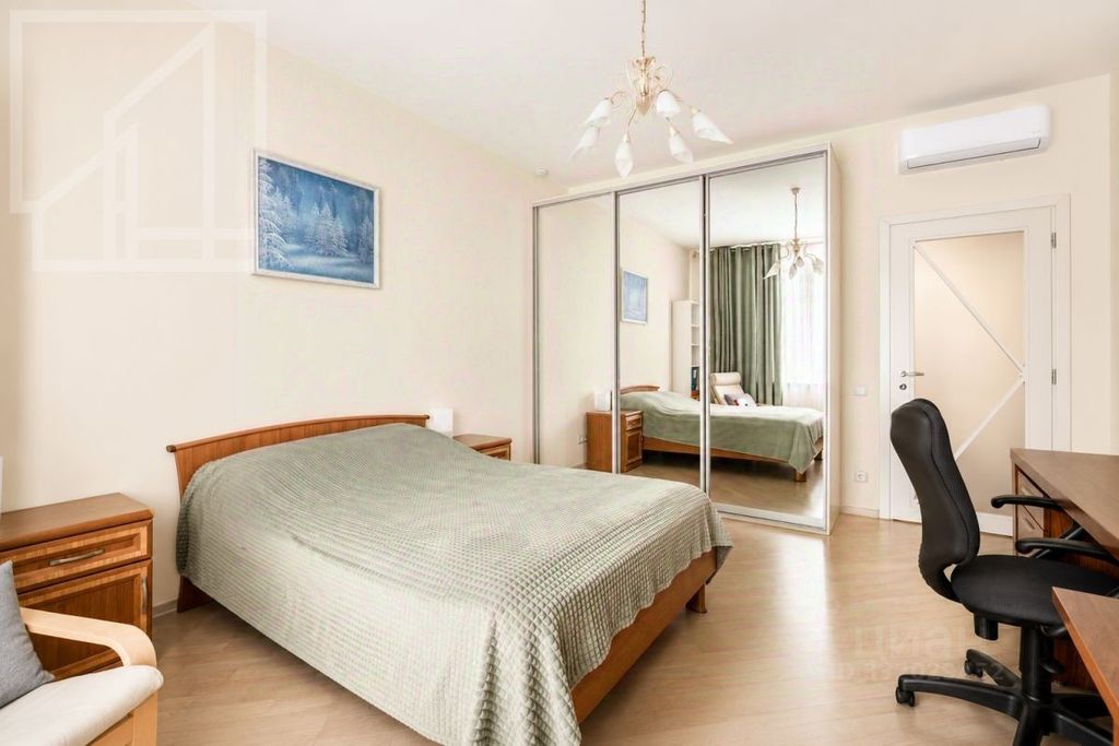 m. Arbatskaya: Apartment, 4-rooms