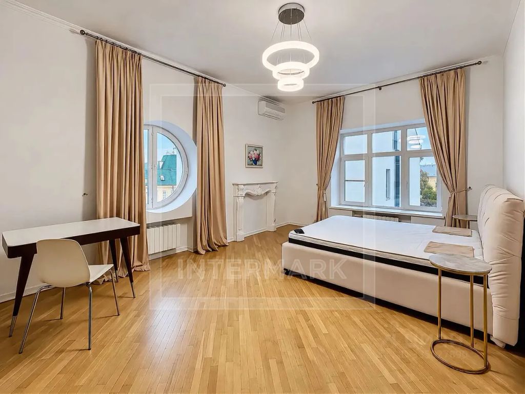m. Park kultury: Apartment, 4-rooms