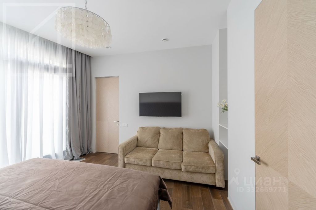 m. Novokuznetskaya: Apartment, 4-rooms