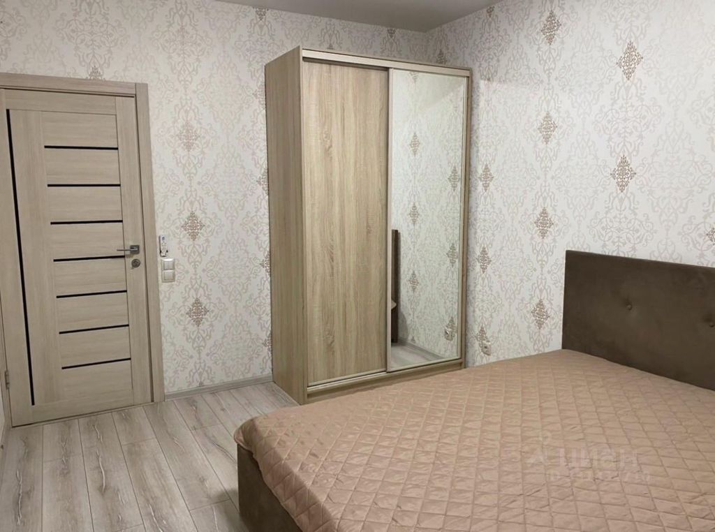 m. Olgino: Apartment, 3-rooms