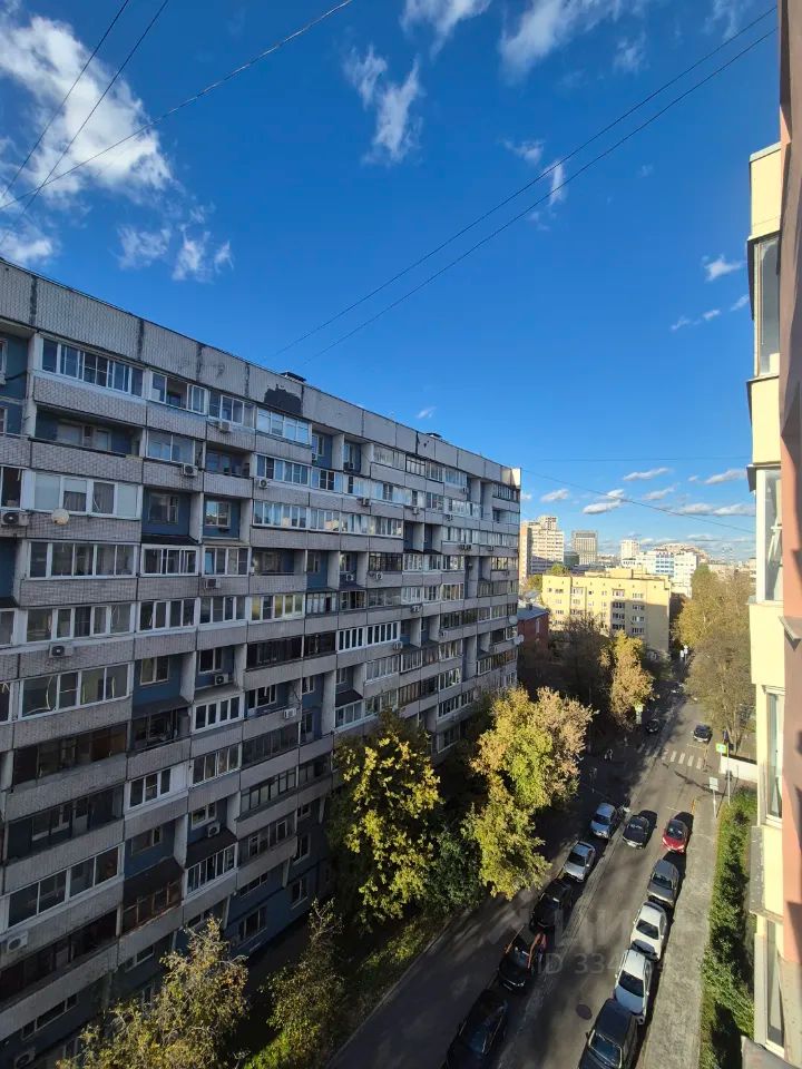 m. Baumanskaya: Apartment, 3-rooms