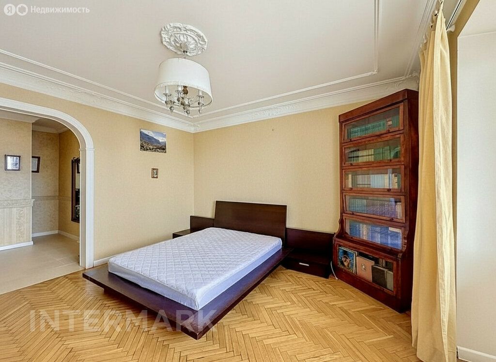 m. Mayakovskaya: Apartment, 1-rooms