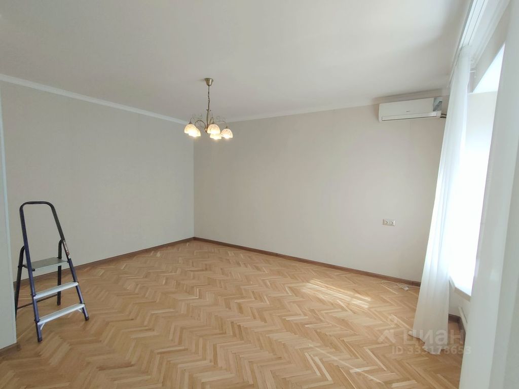 m. Smolenskaya: Apartment, 1-rooms