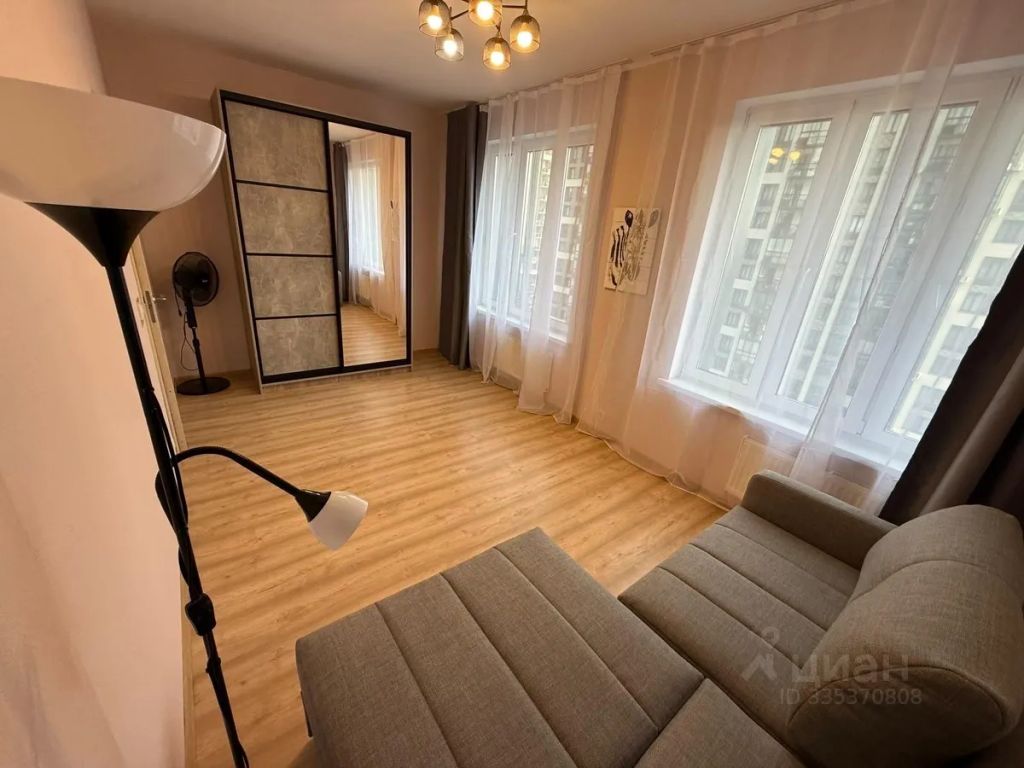 m. Molzhaninovo: Apartment, 2-rooms