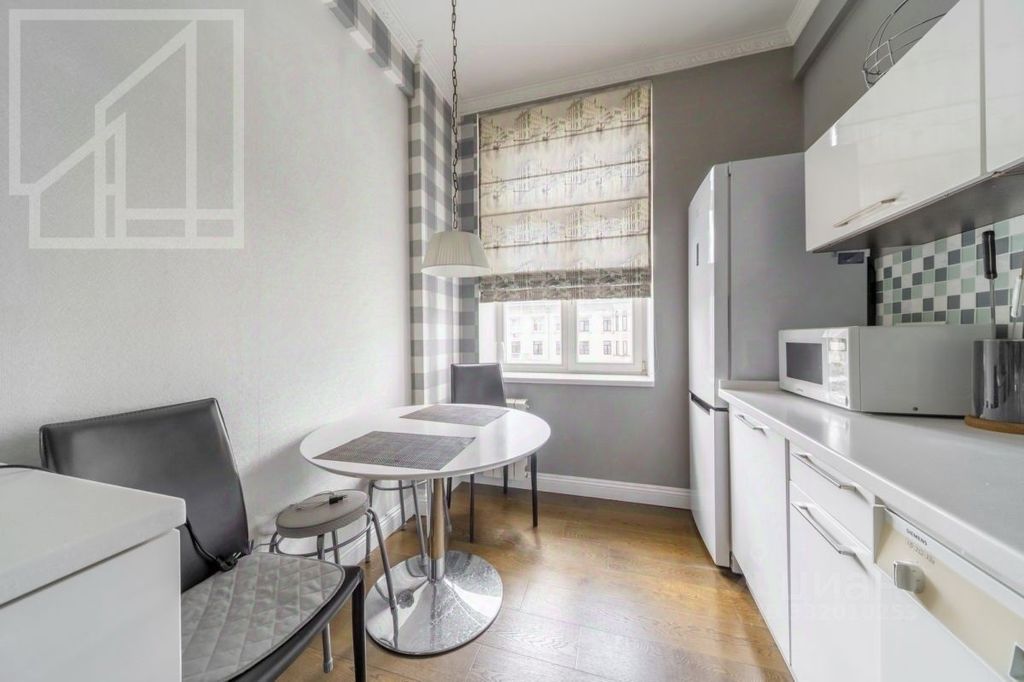 m. Chekhovskaya: Apartment, 3-rooms