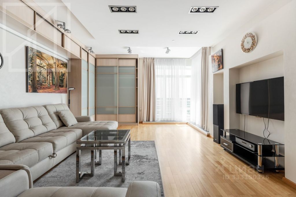 m. Minskaya: Apartment, 3-rooms